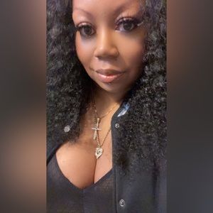 Meet your Posher, Nico